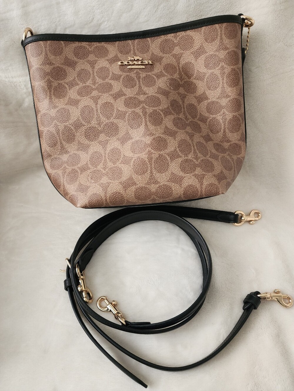 Coach Signature Canvas Small City Bucket Bag Tan/Black